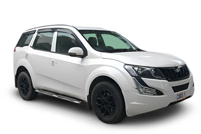Mahindra XUV500-img